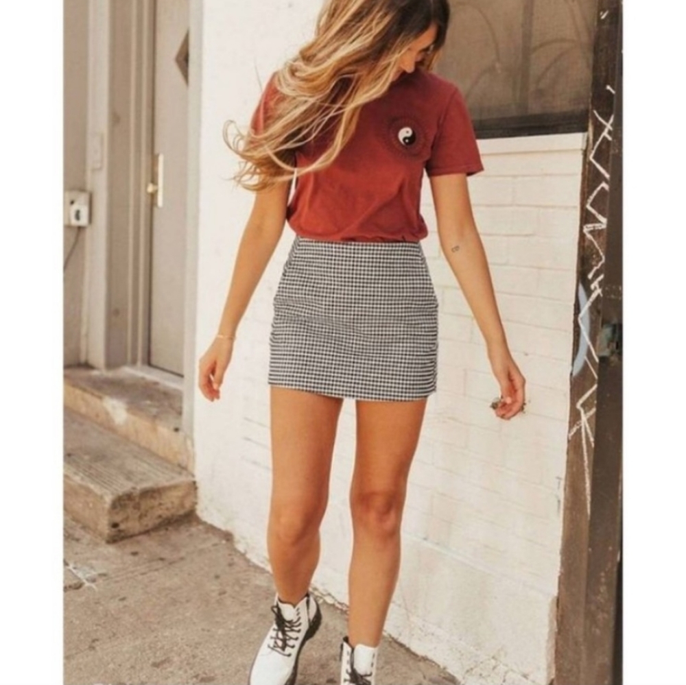 Black and white Checkered mini skirt - Picture 10 of 10